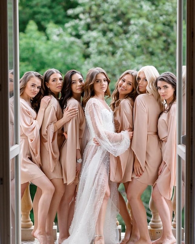Madrinhas com vestidos azuis