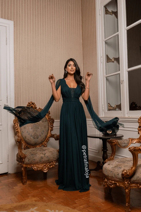Vestido Três Listras Pequenas com Capa da Gala Nobre Moda Festa