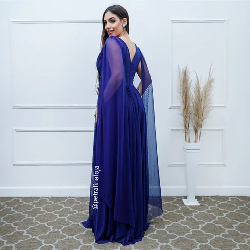 Vestido Três Listras Pequenas com Capa da Gala Nobre Moda Festa