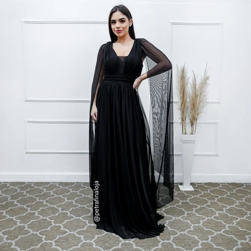 Vestido Três Listras Pequenas com Capa da Gala Nobre Moda Festa - PRETO