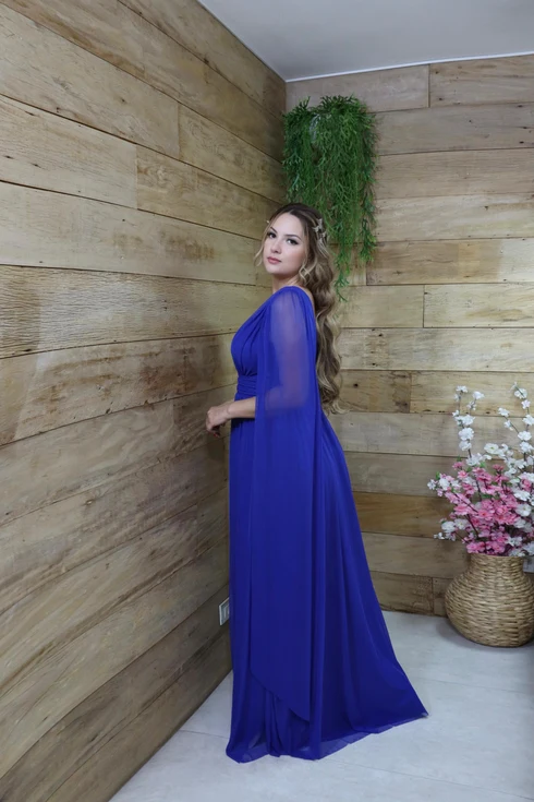Vestido Três Listras Pequenas com Capa da Gala Nobre Moda Festa