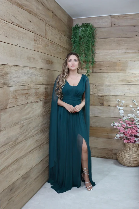 Vestido Três Listras Pequenas com Capa da Gala Nobre Moda Festa
