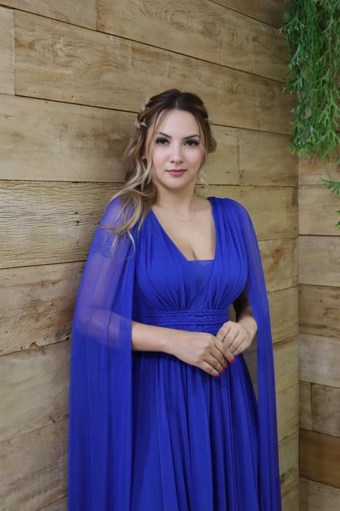 Vestido Três Listras Pequenas com Capa da Gala Nobre Moda Festa