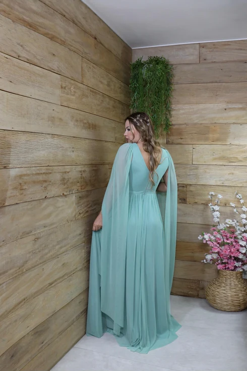 Vestido três listras pequenas com capa VESTIDO DE FESTA Gala Nobre Moda Festa