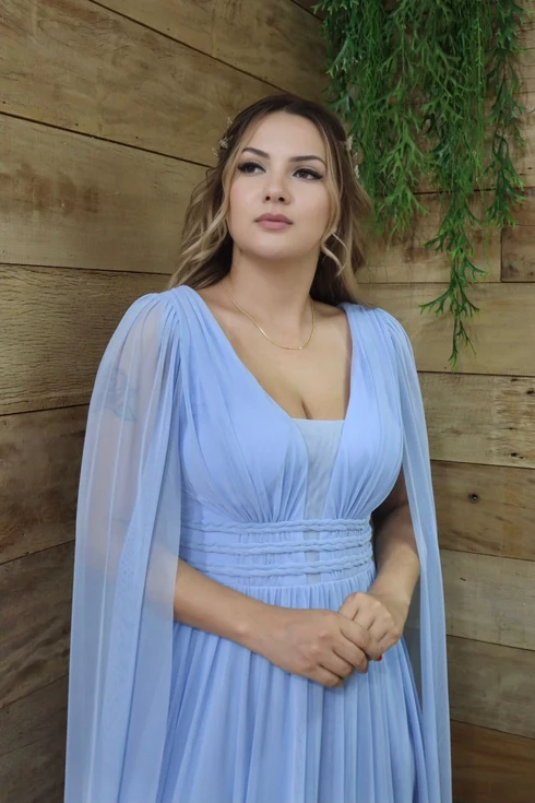 Vestido Três Listras Pequenas com Capa da Gala Nobre Moda Festa